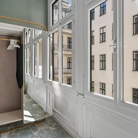 Home1 - Lumes Boutique Hotel