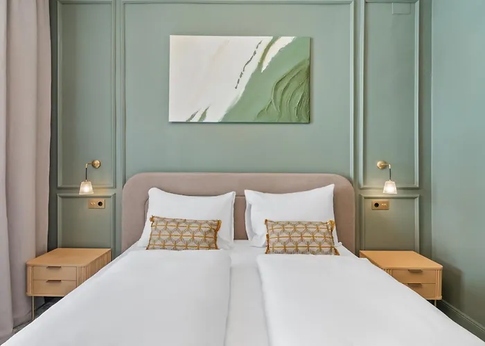 Gasthuis Home1 - Lumes Boutique